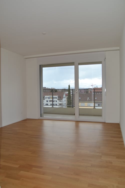 Moderne Wohnung an zentraler Lage in Wollishofen mit zwei Loggias 5
