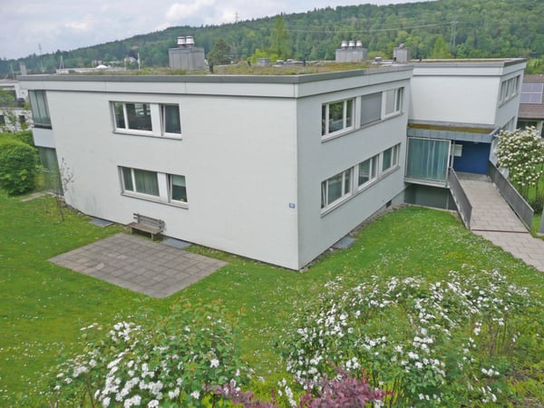 Hier strahlt die Sonne- wunderschöne Wohnung im Grünen sucht Sie! 2