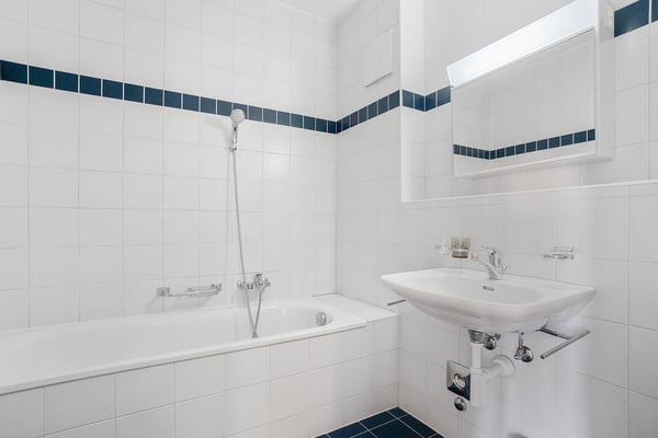 Logement idéalement situé avec jardin! 6