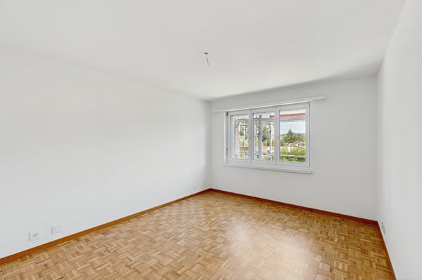 Modern wohnen in Schwerzenbach frisch saniert & bestens angebunden! 6