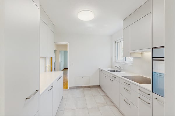 Modern wohnen in Schwerzenbach frisch saniert & bestens angebunden! 2