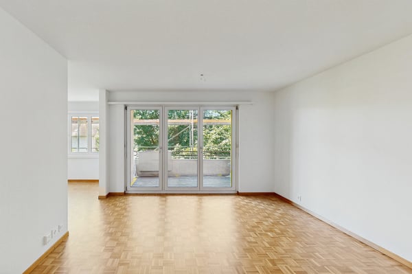 Modern wohnen in Schwerzenbach frisch saniert & bestens angebunden! 4