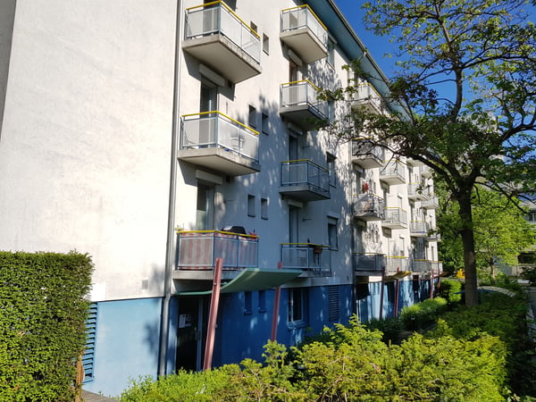 Atelier im Erdgeschoss zu vermieten 2