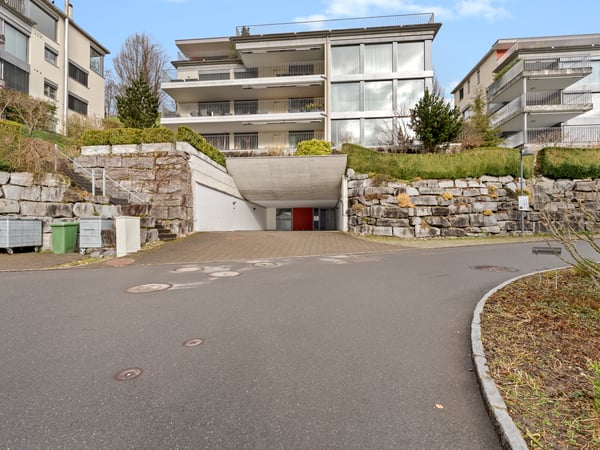 Grosszügig Leben an gehobener Lage mit Blick auf das zentralschweizer Meer 1