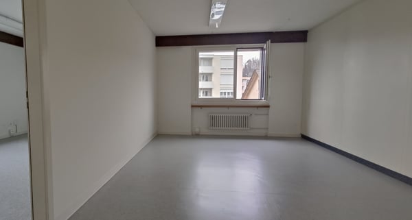 Büroräumlichkeit im Zentrum von Horw 3