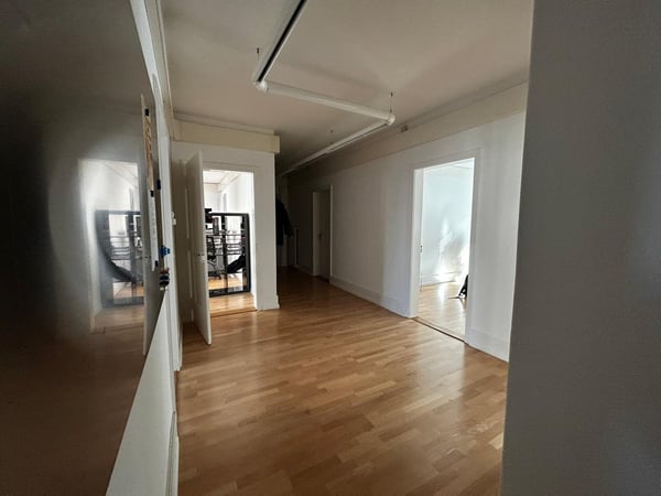 Moderne 1-Zimmer-Büroräume in zentraler Berner Lage 2