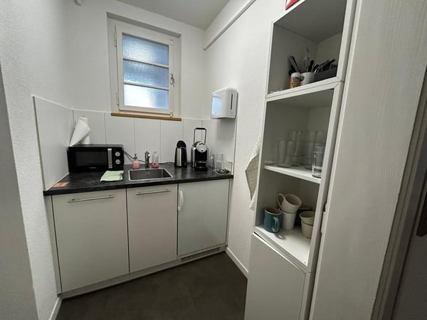 Moderne 1-Zimmer-Büroräume in zentraler Berner Lage 8