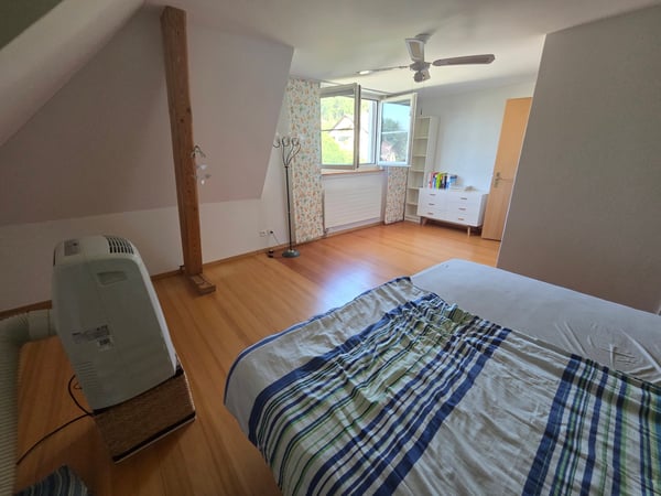 Charmante 6-Zimmer-Maisonette-Wohnung in Liebefeld – Altbau mit Charakter 11