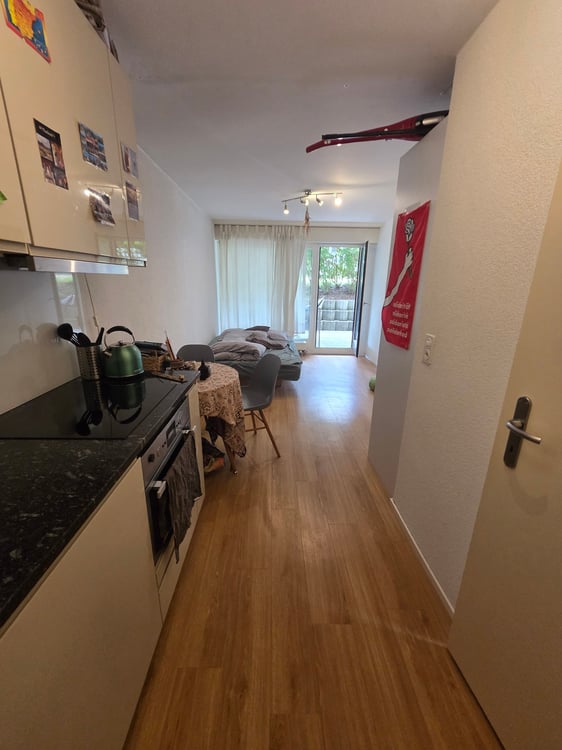 teil möbliertes charmantes Studio in ruhiger Lage zu vermieten 2