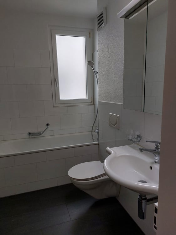 Gemütliche 2-Zimmerwohnung an ruhiger Lage in Bern 4