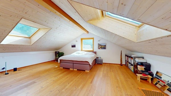 Schöne 4.5 Zimmer Maisonette-Wohnung an zentraler Lage 11