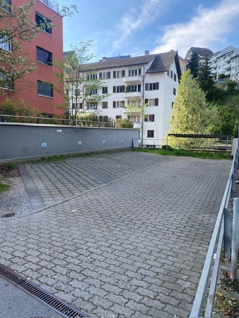 attraktive Gewerbefläche mit separaten Eingang und Warenlift zu vermieten 7