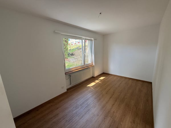Sonnige und geräumige 4.5-Zimmerwohnung (10013) 15