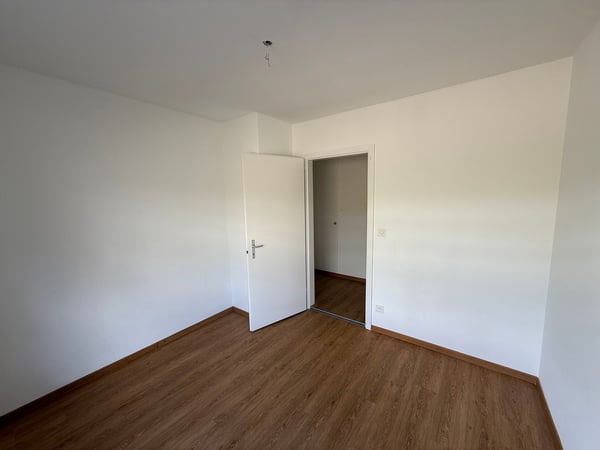 Sonnige und geräumige 4.5-Zimmerwohnung (10013) 10