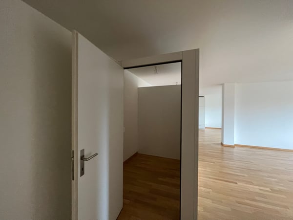 Helle 3.5-Zimmerwohnung mit Loftcharakter 12