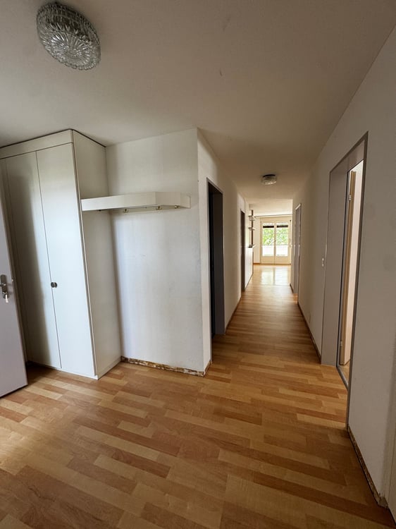 Helle 4.5-Zimmer-Wohnung mit Balkon in Luzern-Reussbühl 2