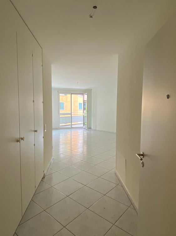 Grosszügige 3.5-Zimmerwohnung mit Balkon in Luzern 3