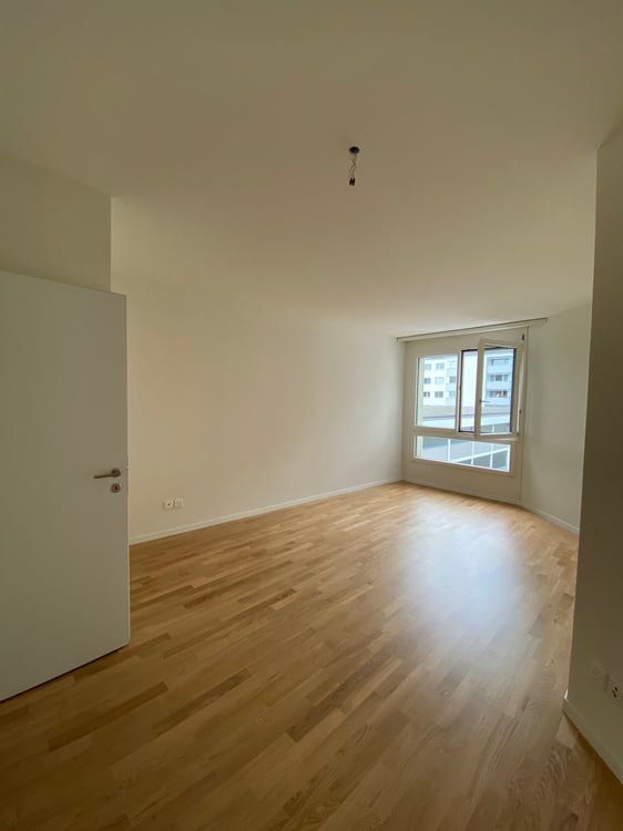 Grosszügige 3.5-Zimmerwohnung mit Balkon in Luzern 6