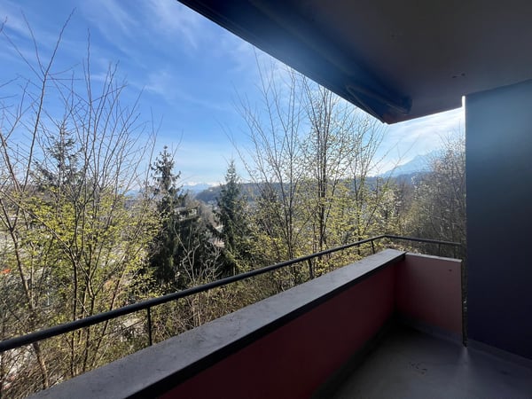 Helle 3.5-Zimmer-Familienwohnung mit Balkon in ruhiger Lage 3