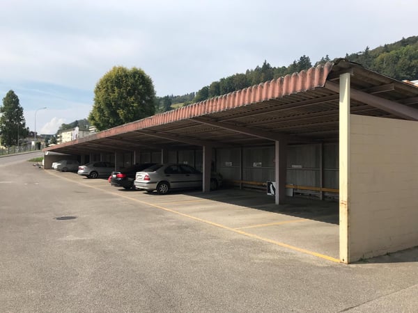 Parkplatz gedeckt zu vermieten 1