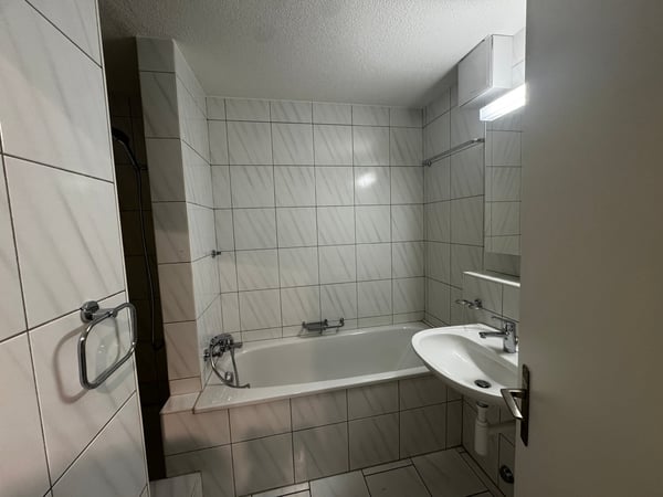 Gemütliche 2.5-Zimmer-Wohnung mit Balkon in ruhiger Lage – Luzern 10