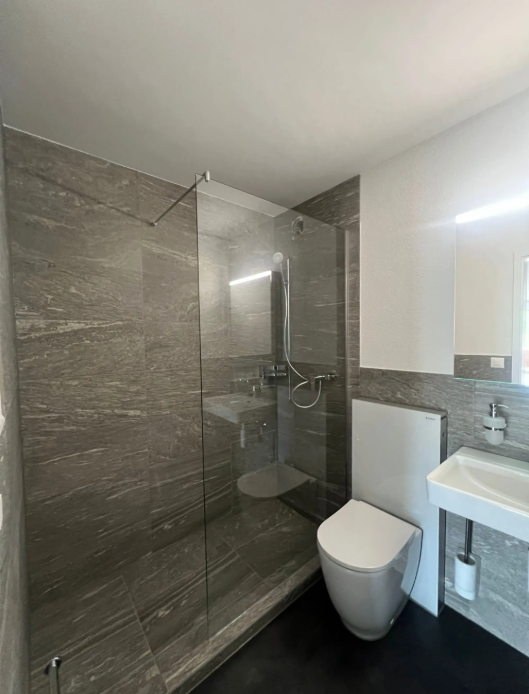 Moderne 2.5 Zimmerwohnung in Seenähe 5