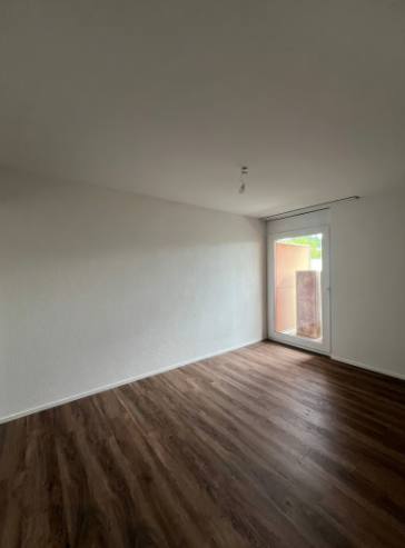 Moderne 2.5 Zimmerwohnung in Seenähe 7