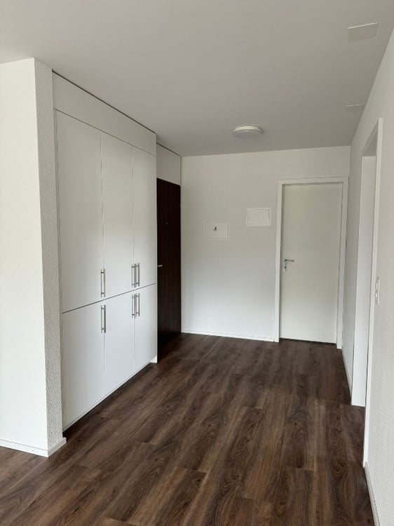 Moderne 2.5 Zimmerwohnung in Seenähe 9