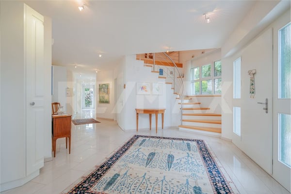 Repräsentativ | grosszügig | zeitlos - Villa im Landhausstil mit Gartenparadies in Biberist SO 5