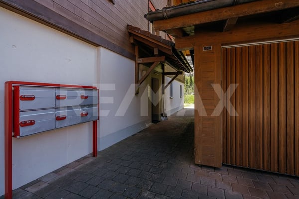 3.5-Zimmer-Dachwohnung mit Balkon und Carport in Lauterbrunnen 12