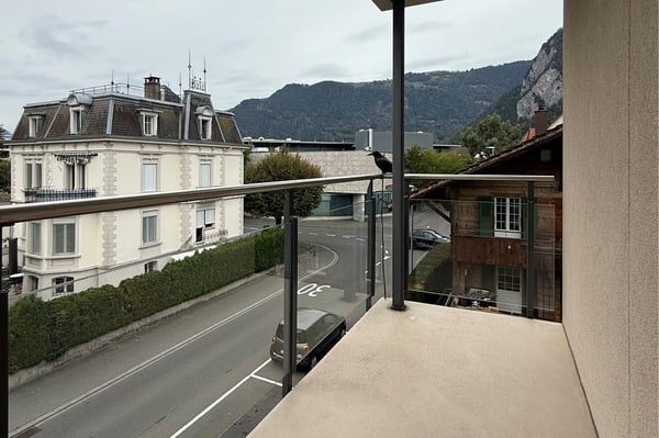Ein Zuhause zum Wohlfühlen Modernes Wohnen in Interlaken 8