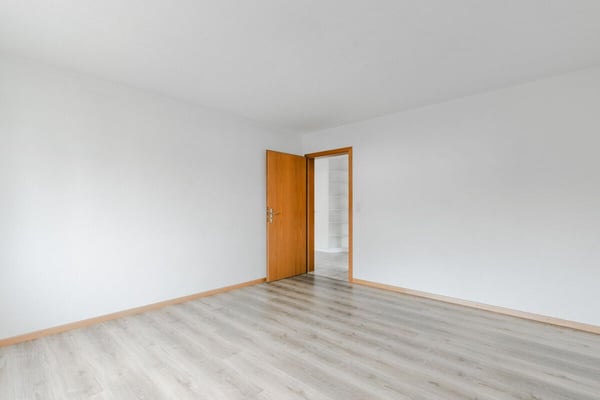 Lichtdurchflutete Gartenwohnung an ruhiger und sonniger Lage 3