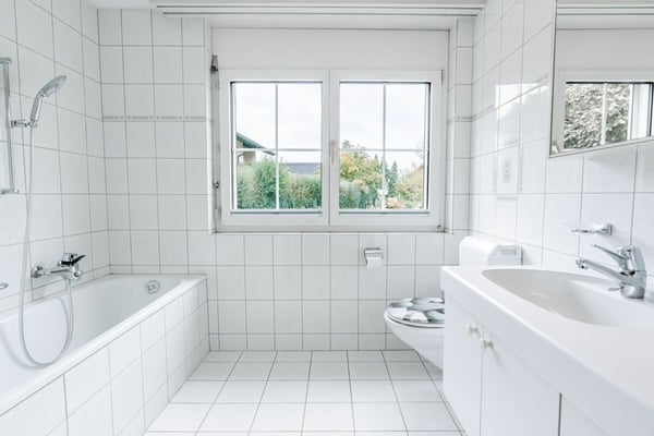 Lichtdurchflutete Gartenwohnung an ruhiger und sonniger Lage 7