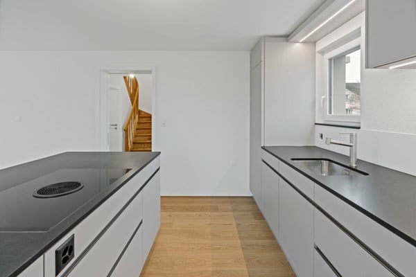 Doppeleinfamilienhaus an ruhiger, sonniger Lage in Widnau - komplett kernsaniert 4