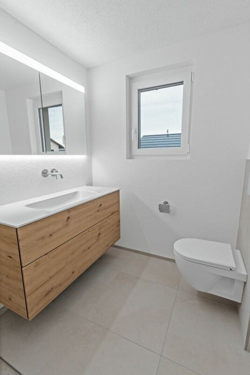 Doppeleinfamilienhaus an ruhiger, sonniger Lage in Widnau - komplett kernsaniert 9