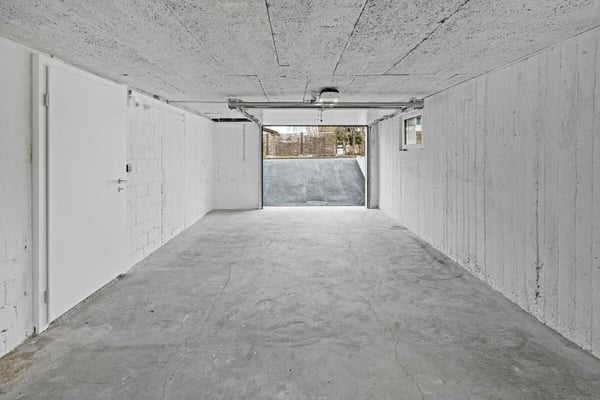 Doppeleinfamilienhaus an ruhiger, sonniger Lage in Widnau - komplett kernsaniert 18