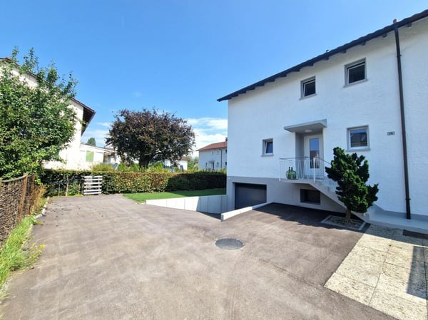 Kernsaniertes 4.5-Zimmer-Doppeleinfamilienhaus mit Garten & Garage in Widnau 12