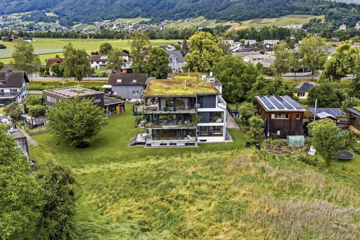 wunderschöne Gartenwohnung an sehr ruhiger Wohnlage