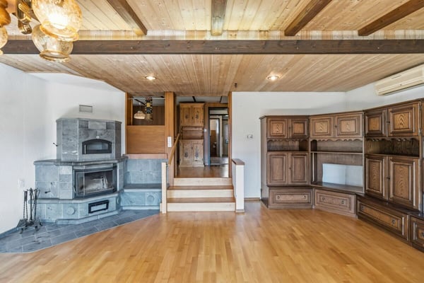 Grosszügiges Einfamilienhaus mit viel Potenzial an sonniger Lage in Rebstein 3