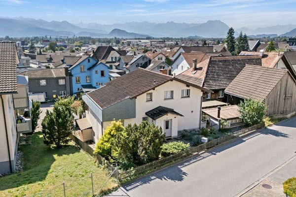 Grosszügiges Einfamilienhaus mit viel Potenzial an sonniger Lage in Rebstein 18
