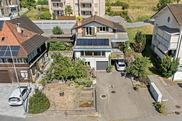 Grosszügiges Einfamilienhaus mit viel Potenzial an sonniger Lage in Rebstein 2