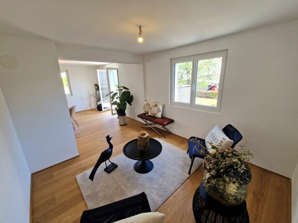 Kernsaniertes 4.5-Zimmer-Doppeleinfamilienhaus mit Garten & Garage in Widnau 4