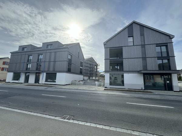 3.5 Zimmer Neubauwohnung, Überbauung 
