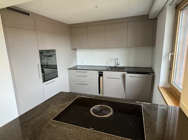 Grosszügige 5.5 Zi.- Maisonettewohnung, ca. 150m2 2