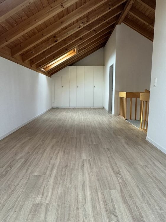 Grosszügige 5.5 Zi.- Maisonettewohnung, ca. 150m2 7