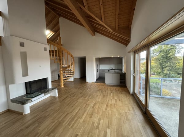 Grosszügige 5.5 Zi.- Maisonettewohnung, ca. 150m2 1