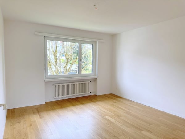 Renovierte 1.5-Zimmerwohnung mit Sitzplatz 10