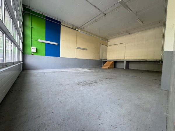Praktische Gewerbefläche im EG – 123 m² für Lager, Werkstatt oder Gewerbe 2