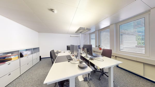 Repräsentative Büro- und Gewerbeflächen an zentraler Lage in Buchs – flexibel nutzbar 12