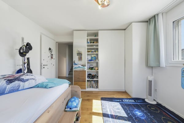 Wohnen mit Stil - Exklusives 6½-Zimmer-Eckhaus 12